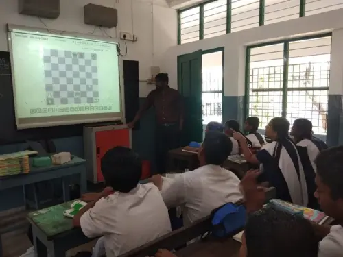 chess-players-focusing