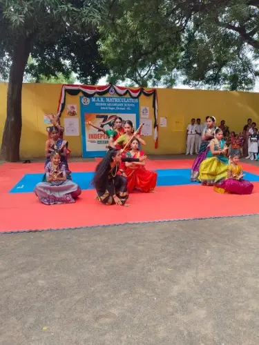 cultural-program-dance-independence-day
