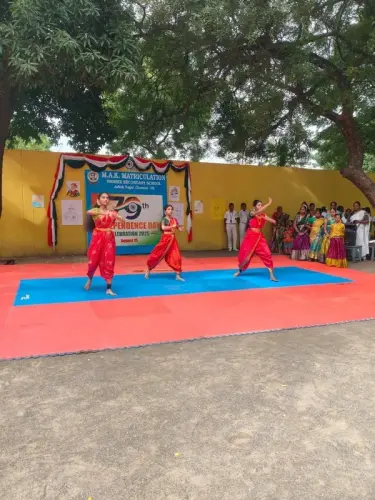 group-dance-patriotic-theme-students