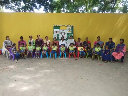 kinder-class-students