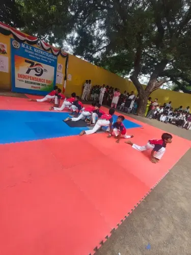 yoga-performance-independence-day